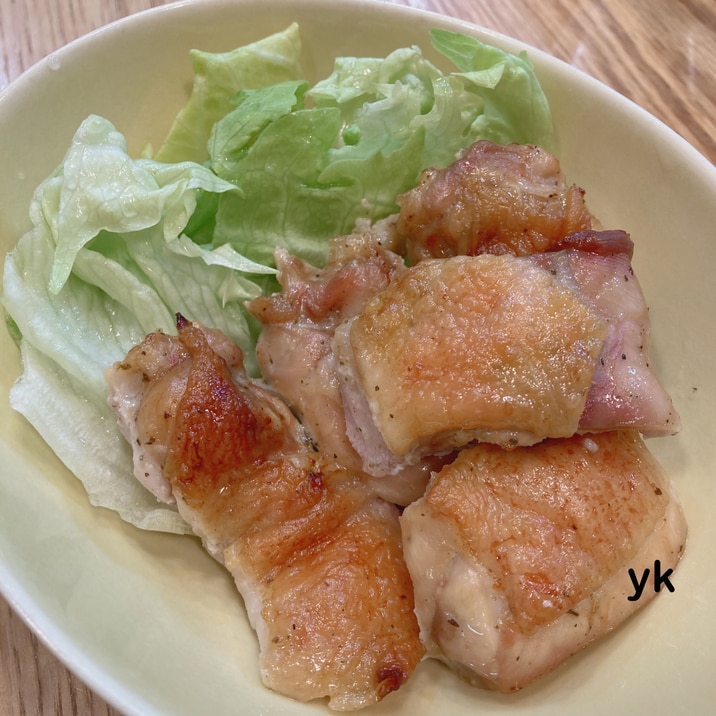 唐揚げ用肉で♪じゅわっと塩レモン味のローストチキン